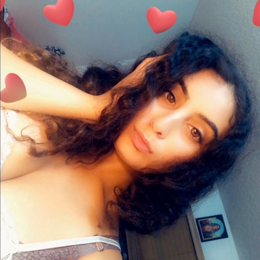 Meet your Posher, Jasmine